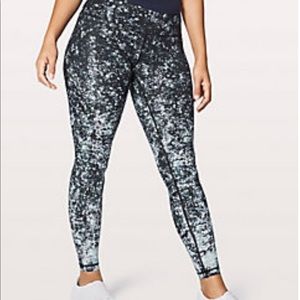 Wunder Under High Rise Tight 28